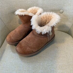 UGG Mini Bailey Side Zip Women’s Size 5 Chestnut